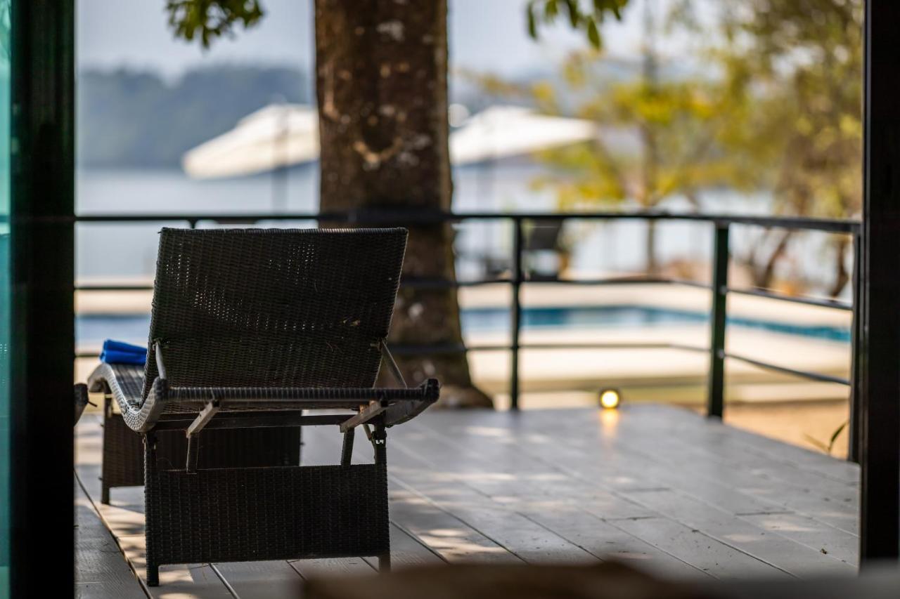 The Sanctuary Nam Ngum Beach Resort Vang Vieng Εξωτερικό φωτογραφία