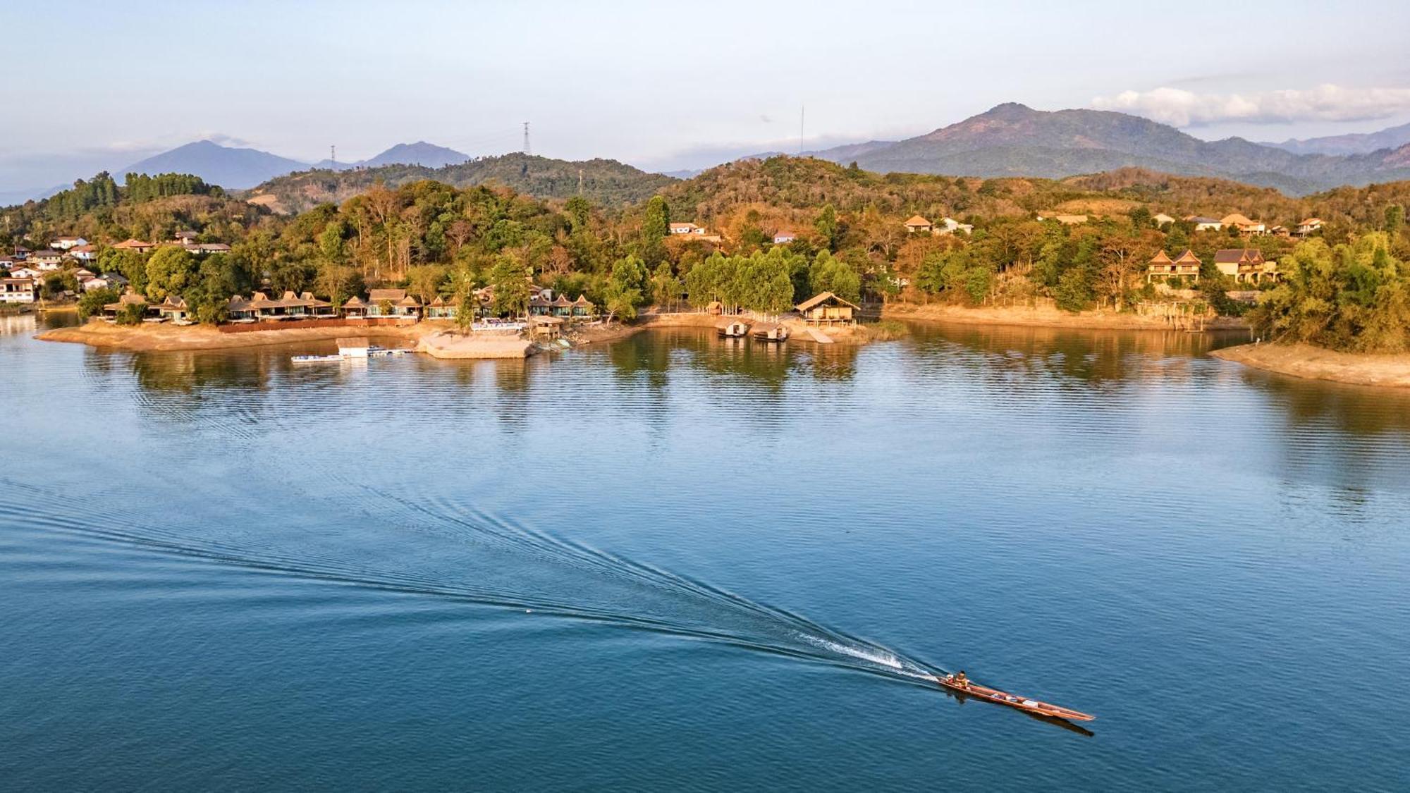 The Sanctuary Nam Ngum Beach Resort Vang Vieng Εξωτερικό φωτογραφία