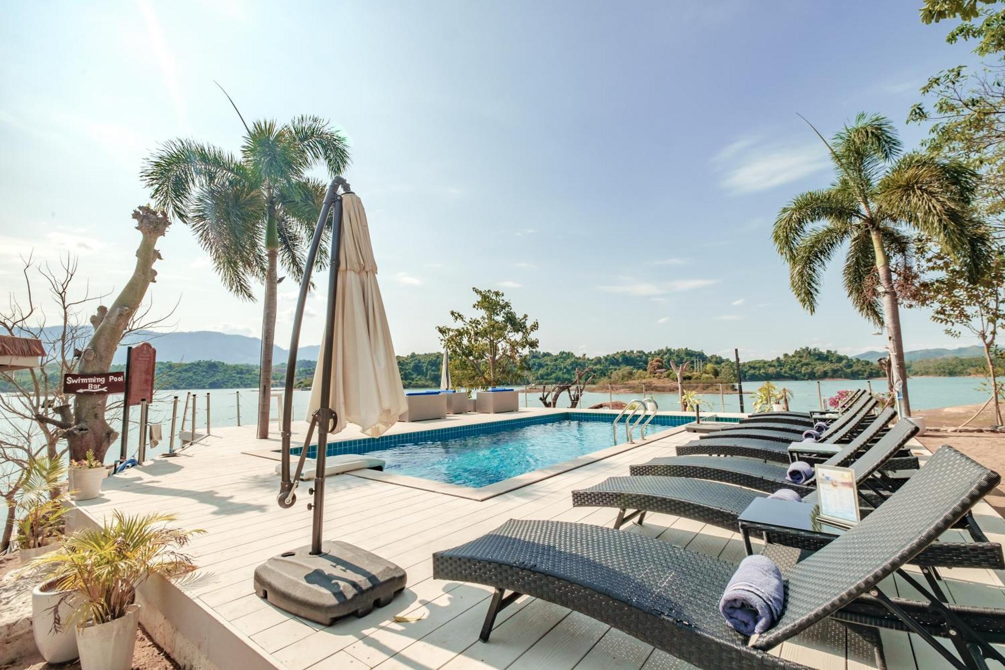 The Sanctuary Nam Ngum Beach Resort Vang Vieng Εξωτερικό φωτογραφία