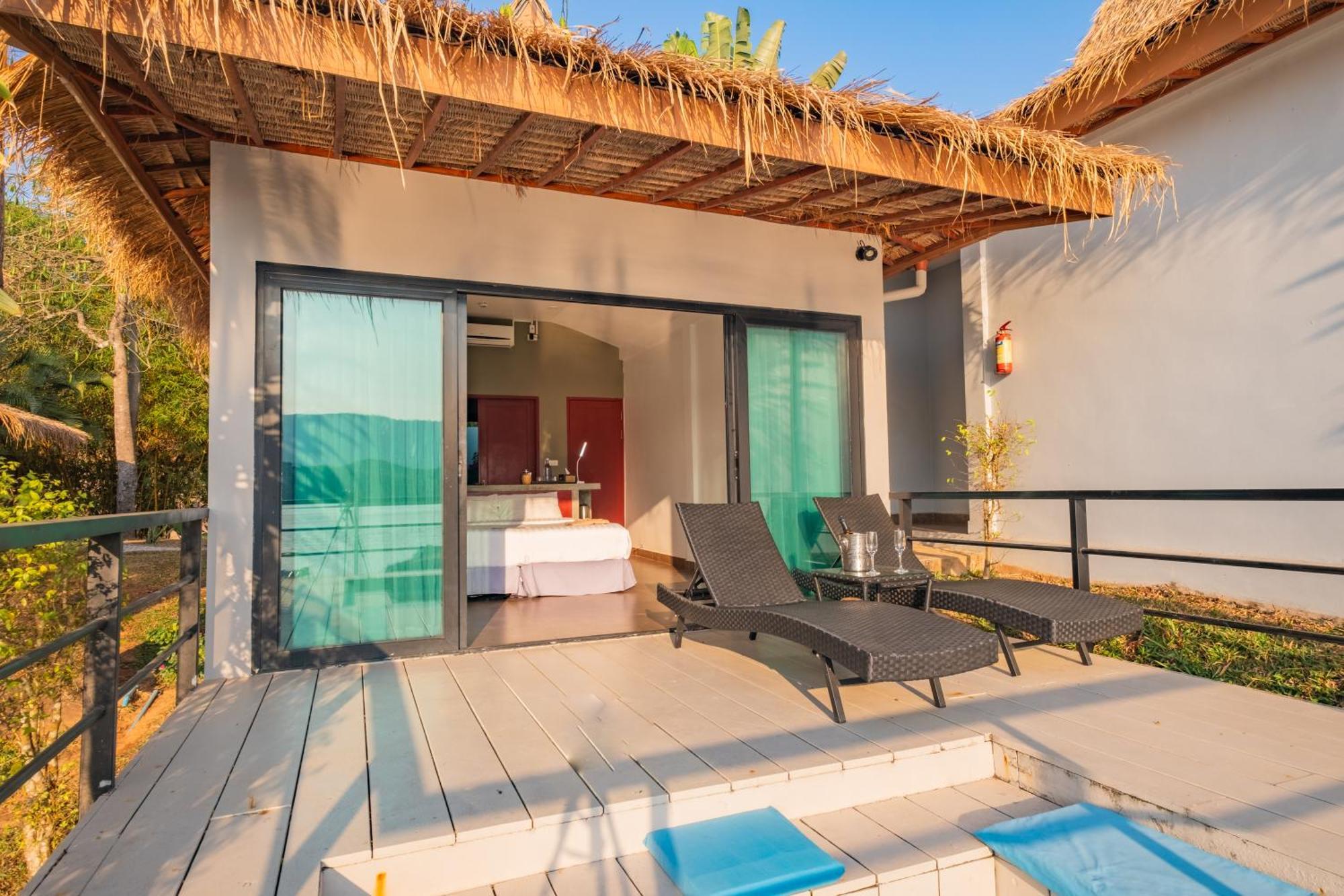 The Sanctuary Nam Ngum Beach Resort Vang Vieng Εξωτερικό φωτογραφία