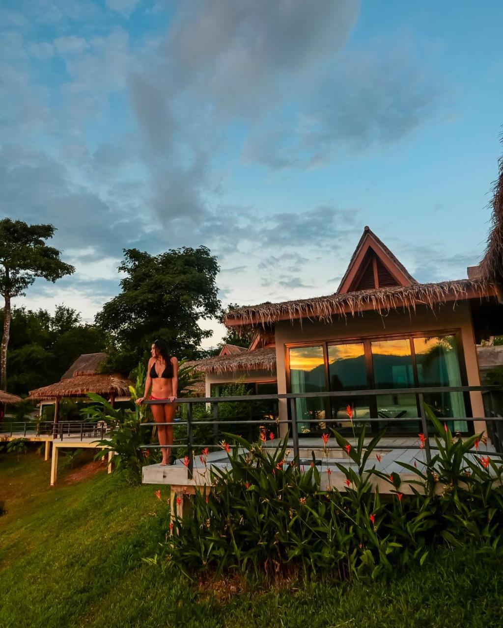 The Sanctuary Nam Ngum Beach Resort Vang Vieng Εξωτερικό φωτογραφία