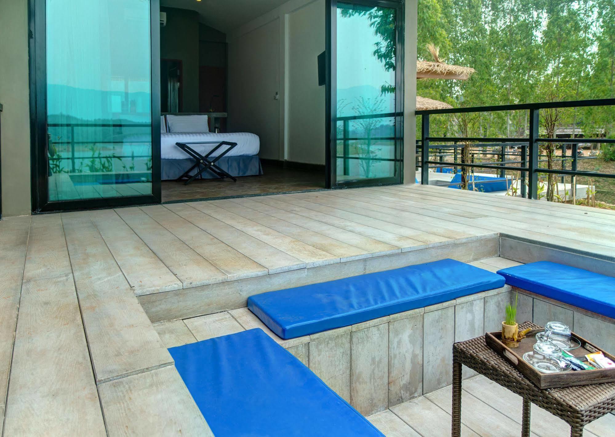 The Sanctuary Nam Ngum Beach Resort Vang Vieng Εξωτερικό φωτογραφία