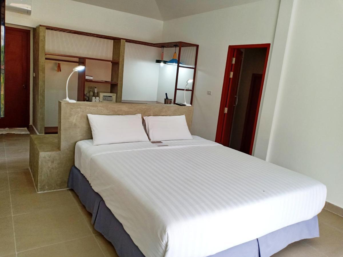 The Sanctuary Nam Ngum Beach Resort Vang Vieng Εξωτερικό φωτογραφία