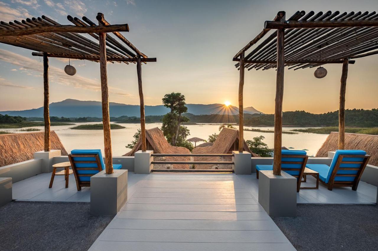 The Sanctuary Nam Ngum Beach Resort Vang Vieng Εξωτερικό φωτογραφία