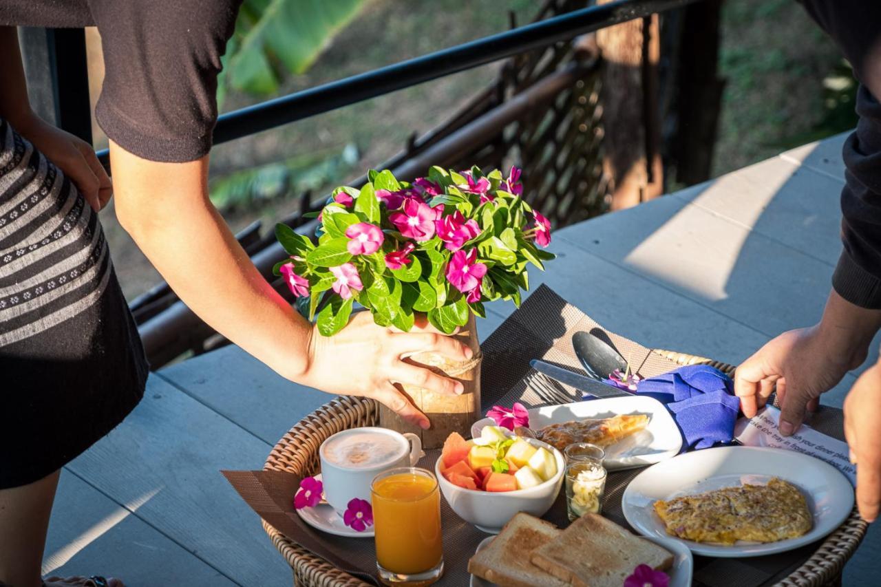 The Sanctuary Nam Ngum Beach Resort Vang Vieng Εξωτερικό φωτογραφία